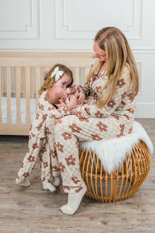 Bamboo Checkered Blossoms Double Sided Blanket | Sparkle in Pink