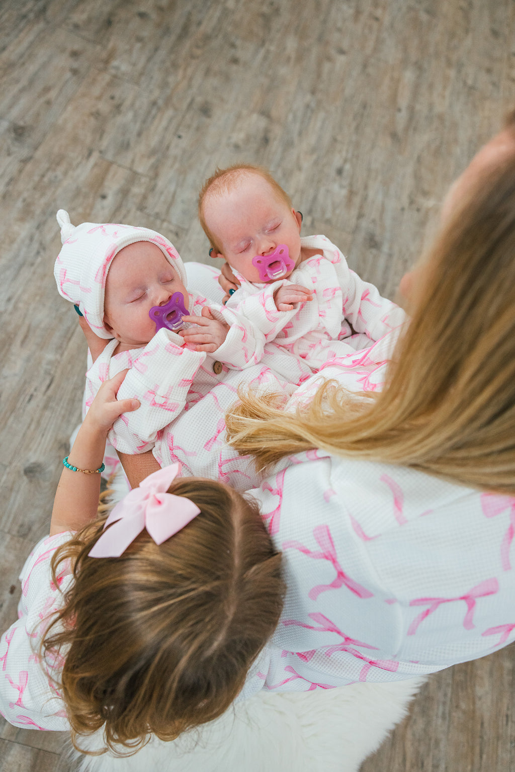 Newborn Baby Blushing Bows Waffle Knit Knot Gown & Hat Set | Sparkle in Pink