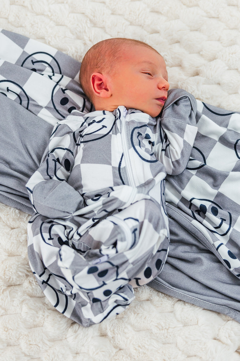 Bamboo Smiley Days Double Sided Blanket | Sparkle in Pink