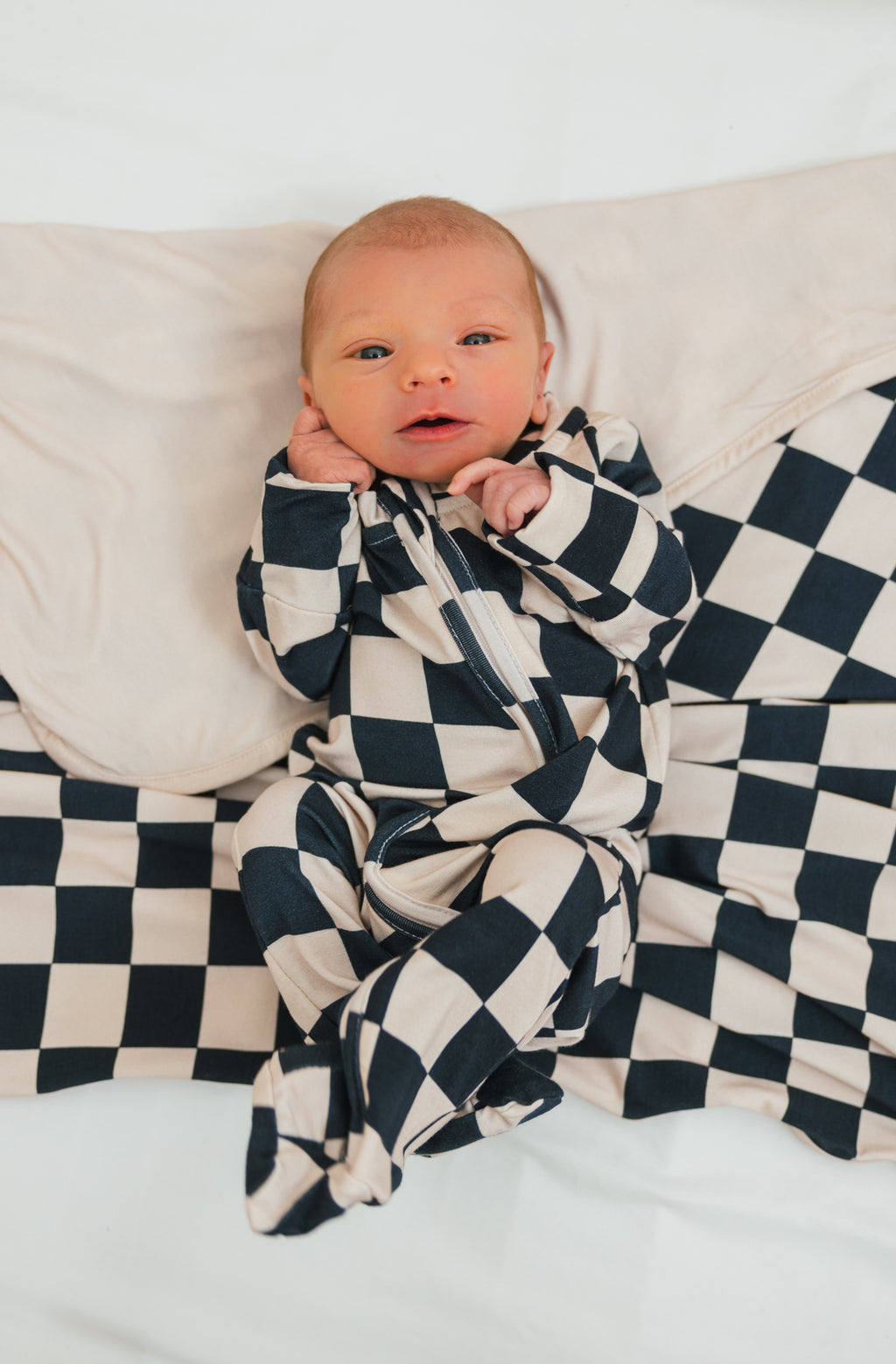 Bamboo Modern Checks Double Sided Blanket | Sparkle in Pink