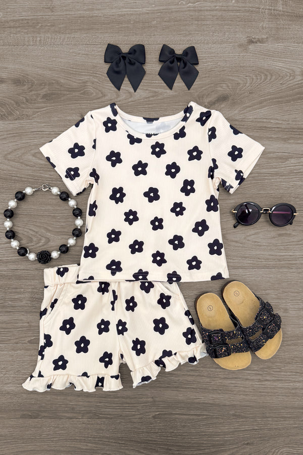 Cream Flower Short Set | Sparkle in Pink
