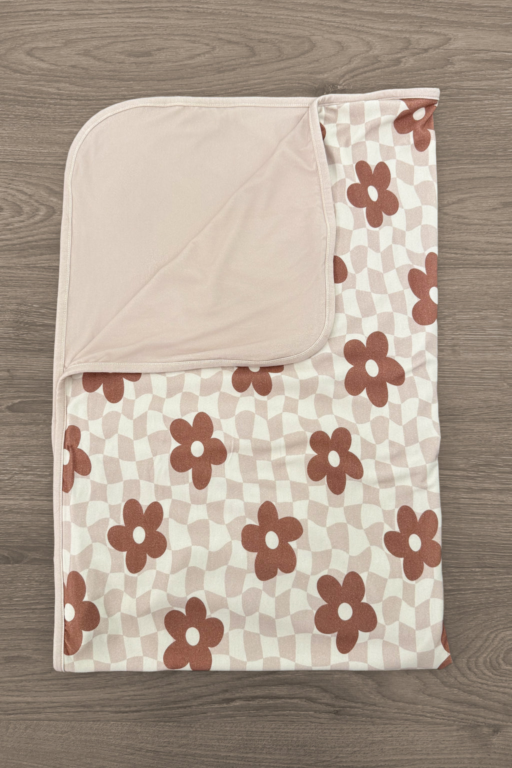 Bamboo Checkered Blossoms Double Sided Blanket | Sparkle in Pink
