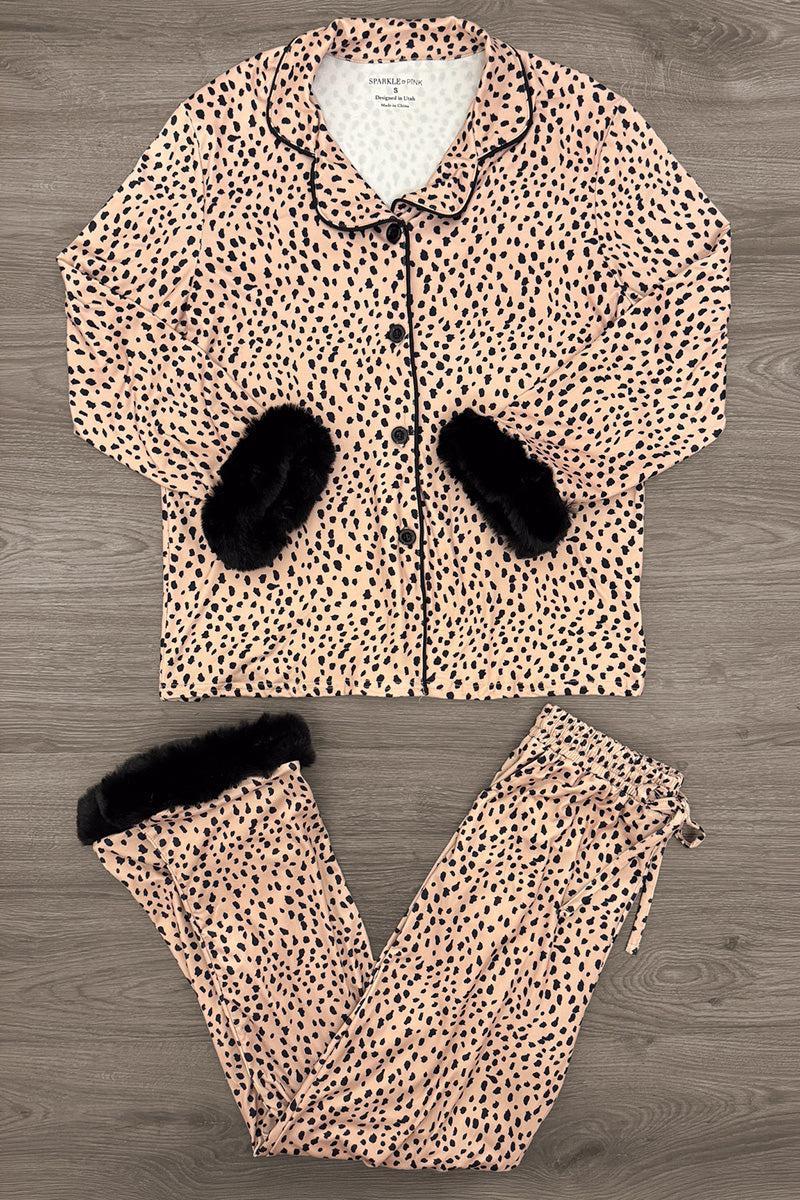 Mom & Me - Fuzzy Cheetah Pajamas - CHILD-6-12 Months - Beige fuzzy cheetah print pajama set with black collar trim and black faux fur pockets, matching pants with elastic cuffs.