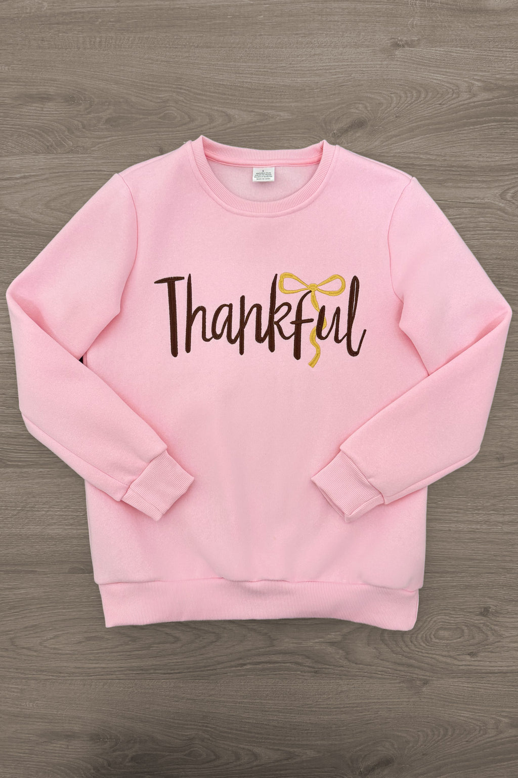 Mom & Me - "Thankful" Pink Pullover & Pant Set - MOM-XS - Light pink pullover with "Thankful" text and a yellow bow graphic on the front, ribbed cuffs and hem.