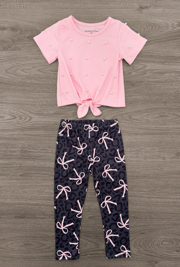 Pink & Black Bow Legging Set - 6-12 Months - Pink short-sleeve top with a knotted hem paired with black leggings covered in pink bows.