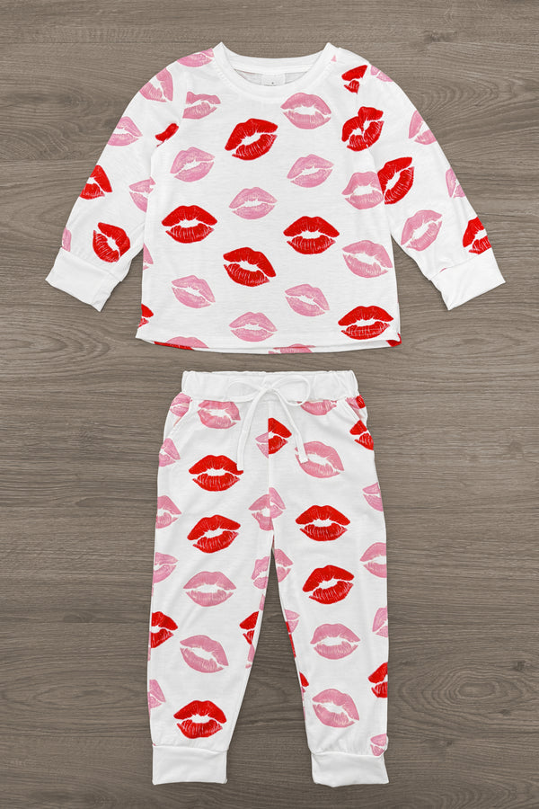 Mom & Me - White Lipstick Kiss Pajamas