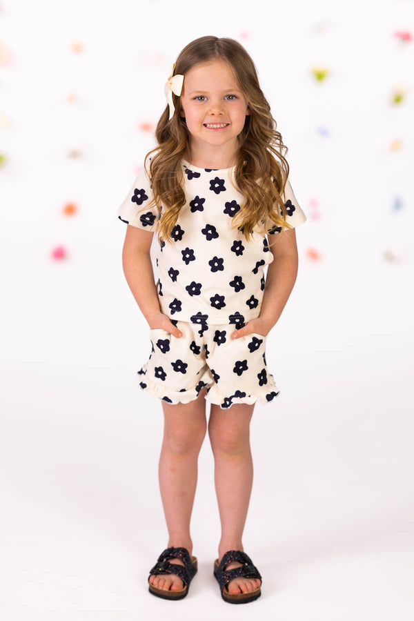 Cream Flower Short Set | Sparkle in Pink