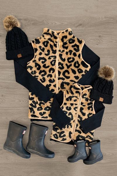 Mom Me Faux Fur Leopard Vest